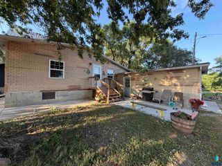 194 40th Ave Avenue, Hills, MN 56138