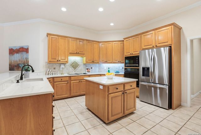 20914 Cactus Loop, San Antonio, TX 78258