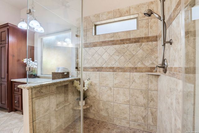 20914 Cactus Loop, San Antonio, TX 78258