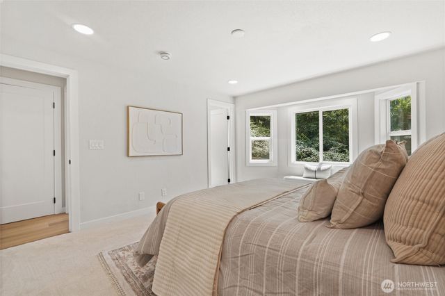 7087 45th Avenue W, Mukilteo, WA 98275