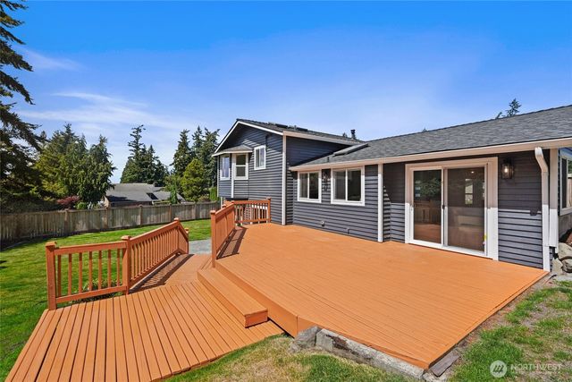 7087 45th Avenue W, Mukilteo, WA 98275