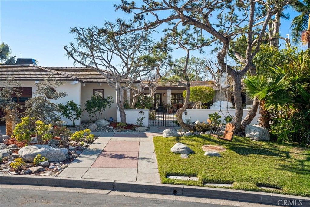 Image 3 of property listing at 183 Monarch Bay, Dana Point, CA 92629