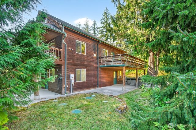 11062 Whistler Lane, Deming, WA 98244