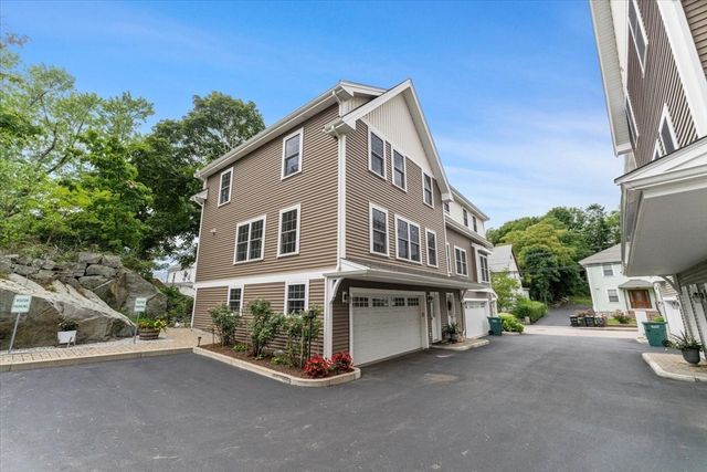 64 Garfield St A, Quincy, MA 02169