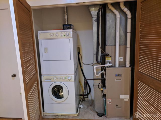 385 GEORGE Street 2B, New Brunswick, NJ 08846