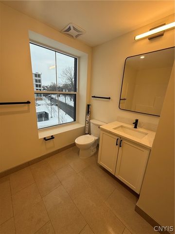 1117 West Fayette Street 302, Syracuse, NY 13204