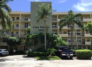 2400 NE 10th St 203, Pompano Beach, FL 33062
