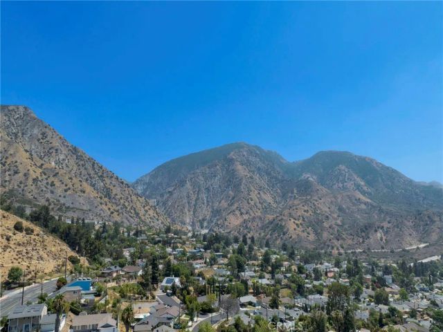 13724 Linfield, Sylmar, CA 91342