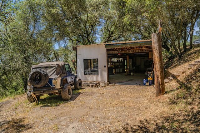4043 Highway 49, Mokelumne Hill, CA 95245