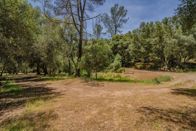 4043 Highway 49, Mokelumne Hill, CA 95245