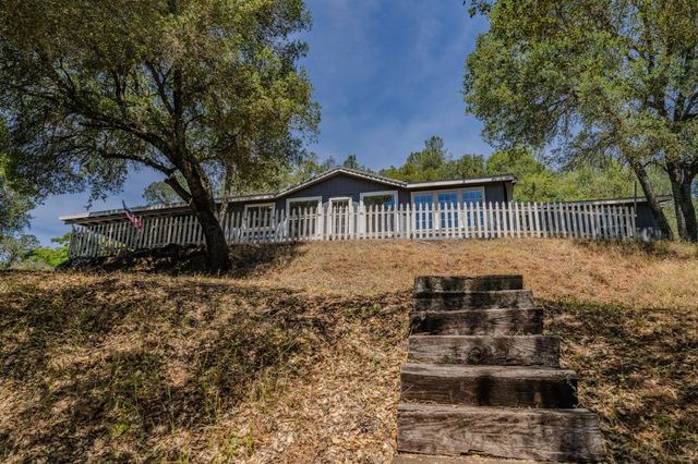4043 Highway 49, Mokelumne Hill, CA 95245