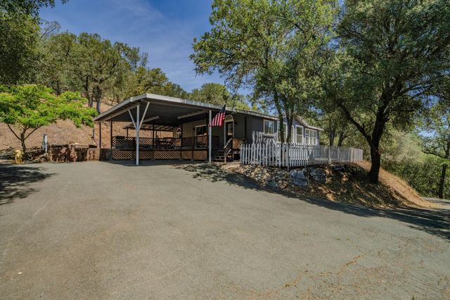 4043 Highway 49, Mokelumne Hill, CA 95245