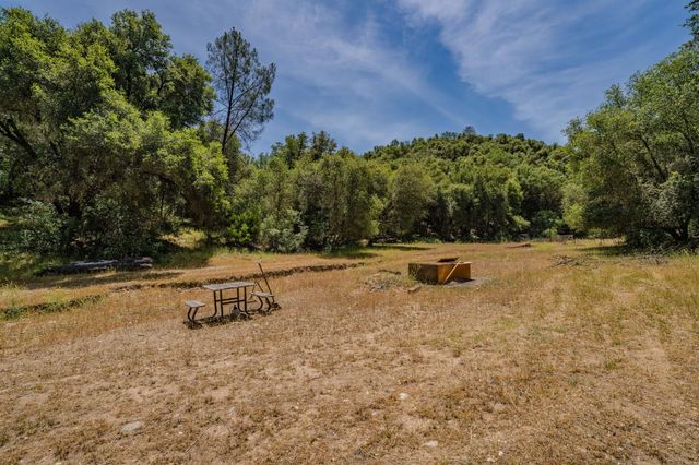 4043 Highway 49, Mokelumne Hill, CA 95245