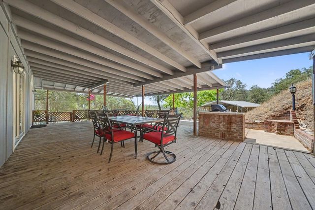 4043 Highway 49, Mokelumne Hill, CA 95245