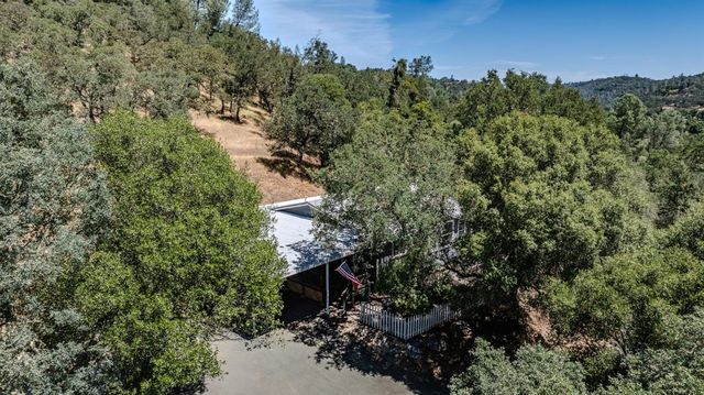 4043 Highway 49, Mokelumne Hill, CA 95245