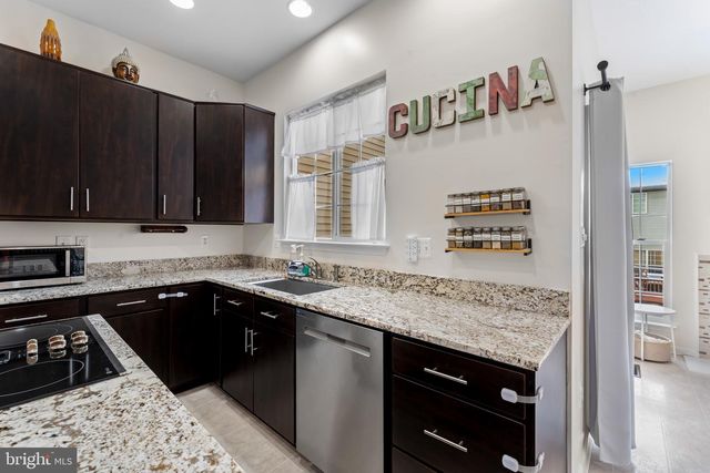 2552 BLUE WATER BLVD, Odenton, MD 21113