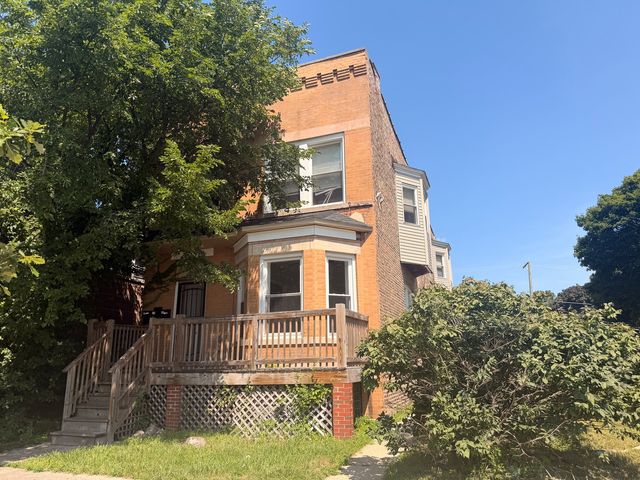 8755 S Cottage Grove Avenue, Chicago, IL 60619