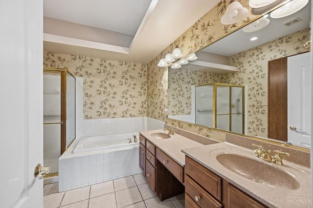 7337 Red Oak Court, Mason, OH 45040