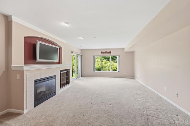 7337 Red Oak Court, Mason, OH 45040