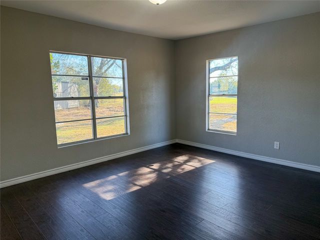 2410 N Jefferson, Mt Pleasant, TX 75455