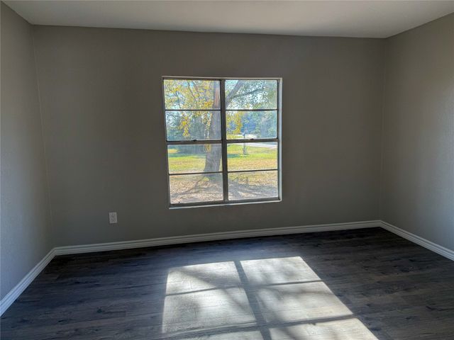 2410 N Jefferson, Mt Pleasant, TX 75455