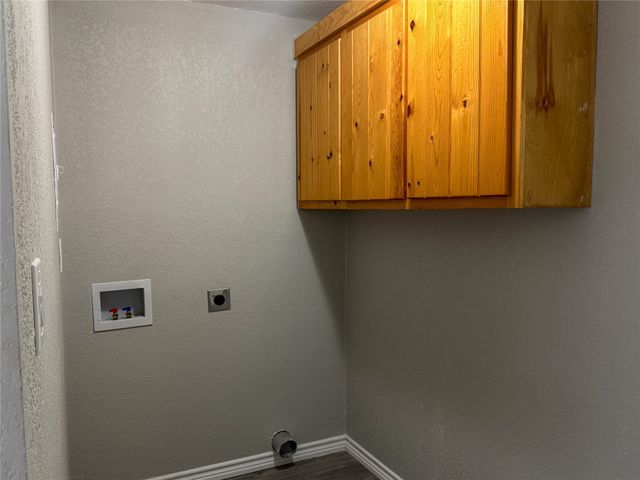 2410 N Jefferson, Mt Pleasant, TX 75455