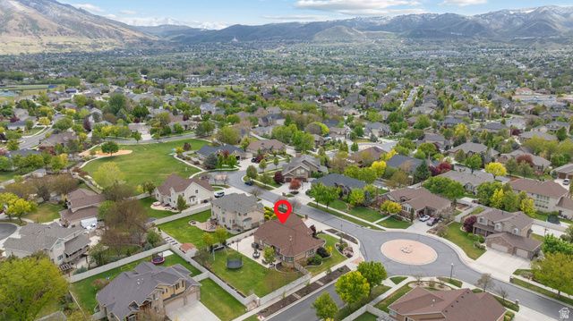 483 E CRYSTAL SPRING DR, Draper, UT 84020