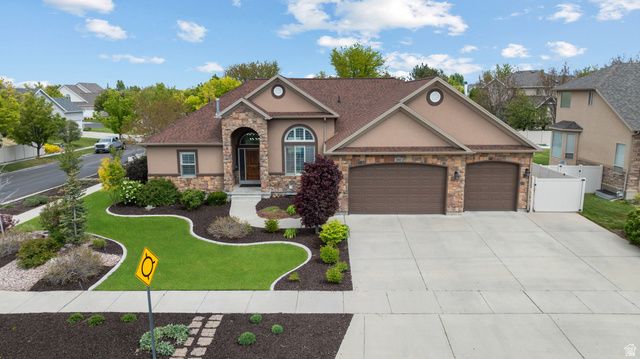 483 E CRYSTAL SPRING DR, Draper, UT 84020