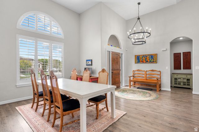 483 E CRYSTAL SPRING DR, Draper, UT 84020