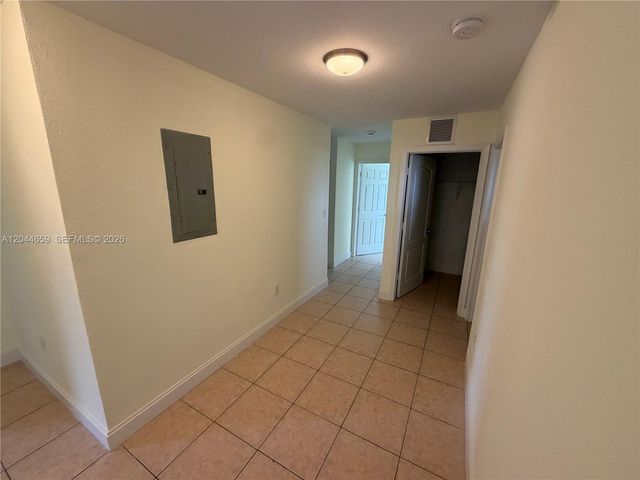10530 SW 183rd St 2, Miami, FL 33157