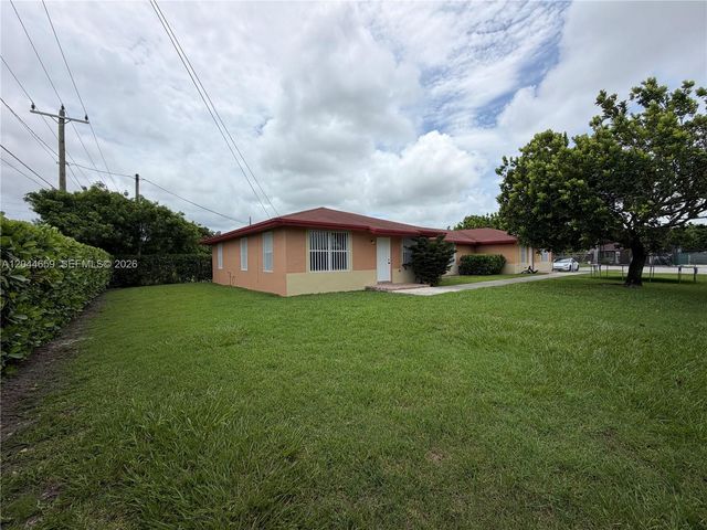 10530 SW 183rd St 2, Miami, FL 33157