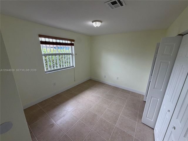 10530 SW 183rd St 2, Miami, FL 33157