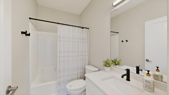 5667 Harvest Moon Boulevard NW, Rochester, MN 55901