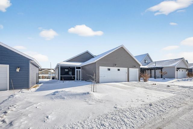 5667 Harvest Moon Boulevard NW, Rochester, MN 55901