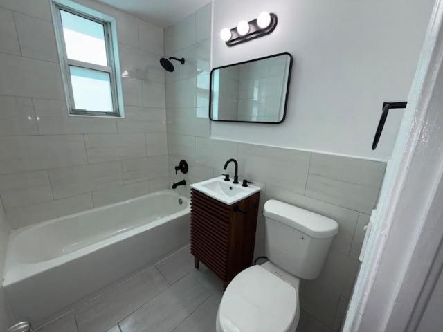 7720 Abbott Ave 3, Miami Beach, FL 33141