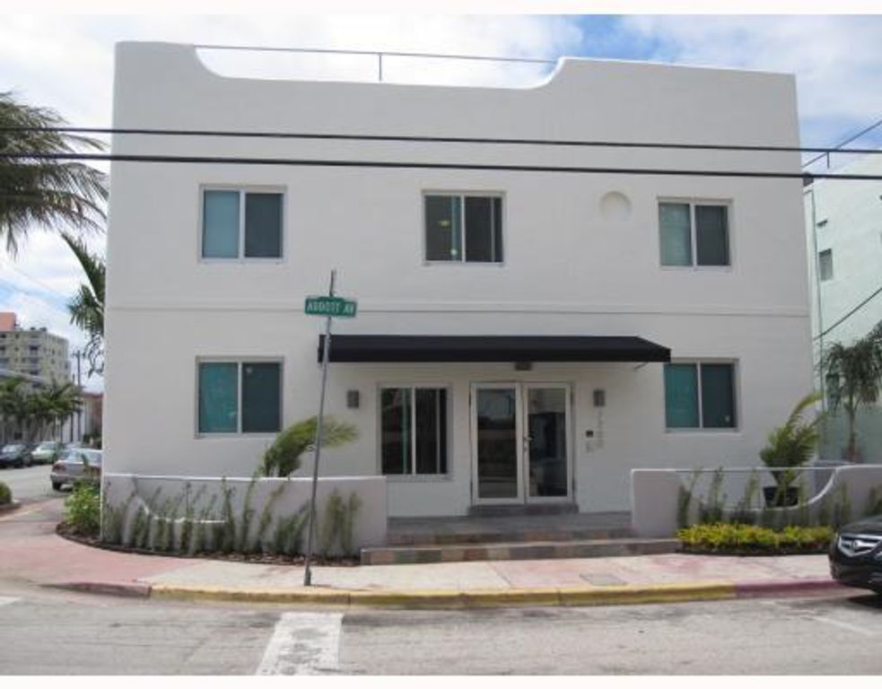 7720 Abbott Ave 3, Miami Beach, FL 33141