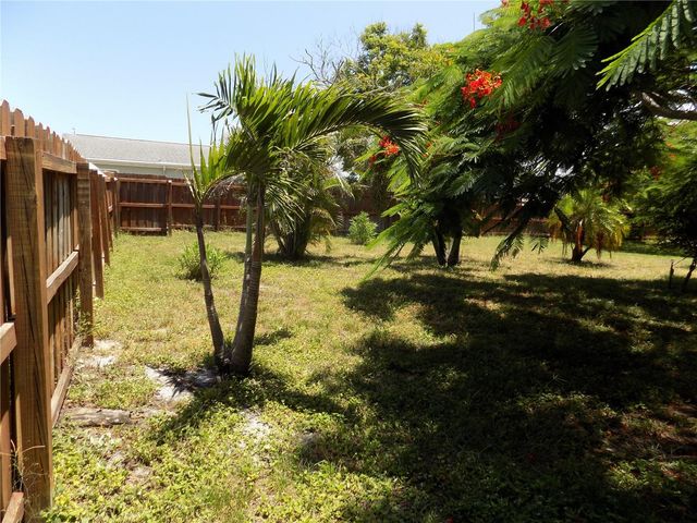 3849 EDGEMONT DRIVE, New Port Richey, FL 34652