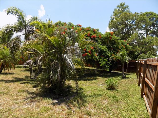 3849 EDGEMONT DRIVE, New Port Richey, FL 34652