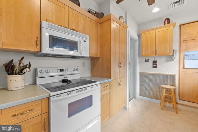 235 WILSON ST, Pottstown, PA 19464