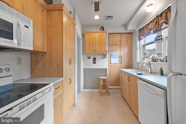 235 WILSON ST, Pottstown, PA 19464