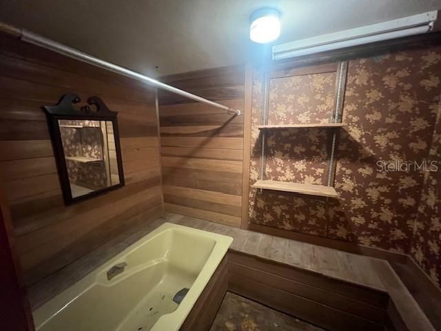 14704 CARNATION DRIVE, Tampa, FL 33613