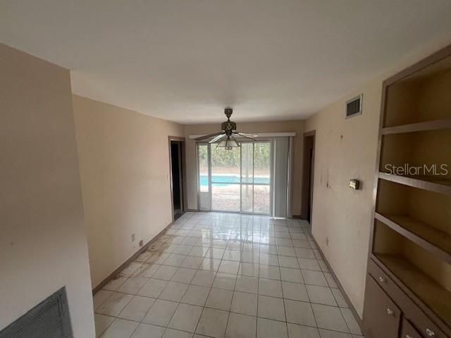 14704 CARNATION DRIVE, Tampa, FL 33613