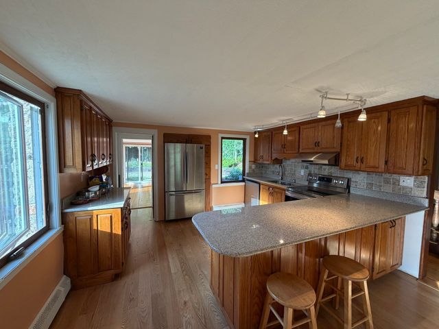1281 Boston Rd 1281, Haverhill, MA 01835