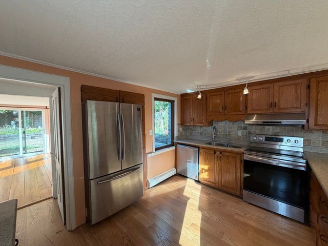 1281 Boston Rd 1281, Haverhill, MA 01835