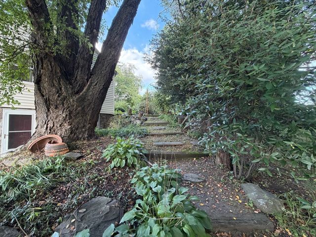 1281 Boston Rd 1281, Haverhill, MA 01835
