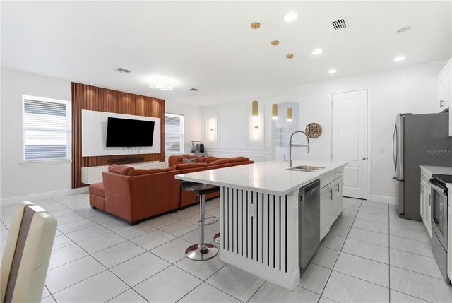 7264 BACKWOODS TRAIL, Windermere, FL 34786