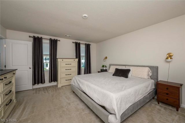 1422 Wood Fern Drive, Akron, OH 44312