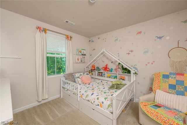 1422 Wood Fern Drive, Akron, OH 44312