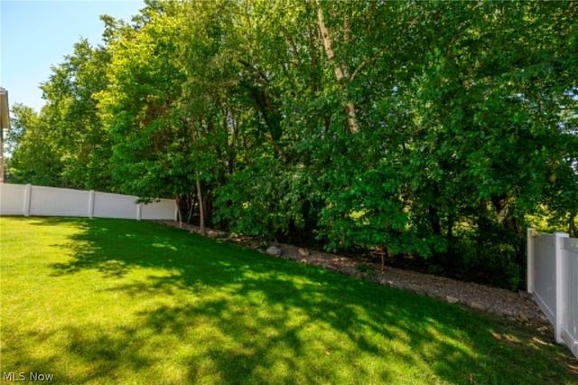 1422 Wood Fern Drive, Akron, OH 44312