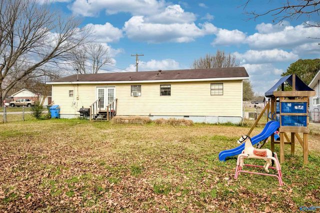 770 Morris Street SW, Hartselle, AL 35640